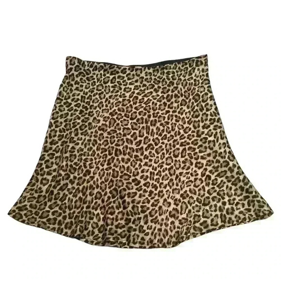 urban daizy Dresses & Skirts - Urban Daizy leopard skirt S/M (no size tag)